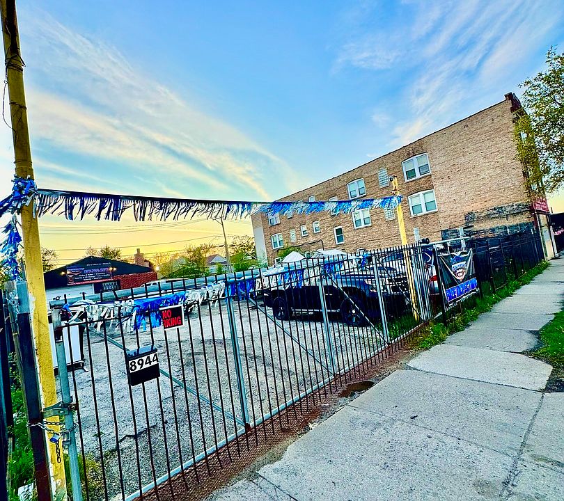 2nd image of 8944 S Ashland Ave