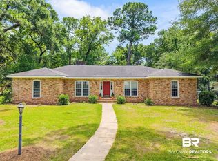 332 Bay Hill Dr, Daphne, AL 36526