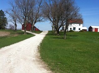 8225 1665 North Ave, Sheffield, IL 61361