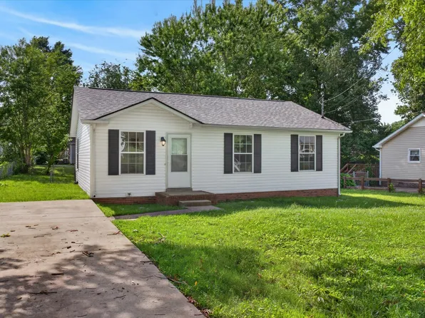 572 Lorie Ln, Clarksville, TN 37042
