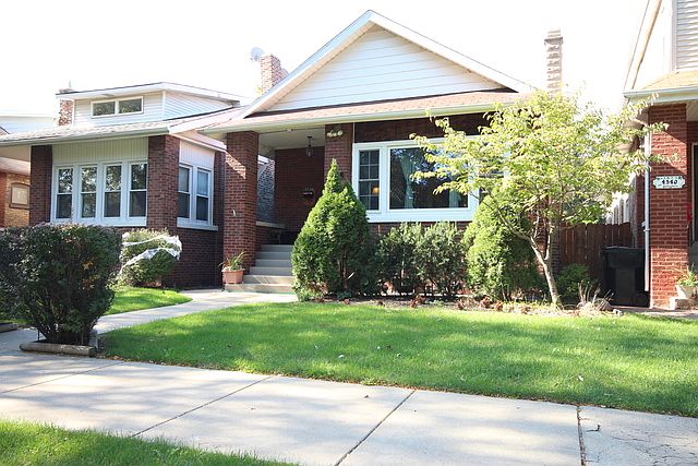 1st image of 4536 N Lowell Ave