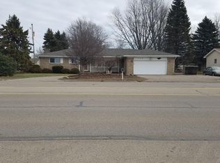 504 N Creyts Rd, Lansing, MI 48917