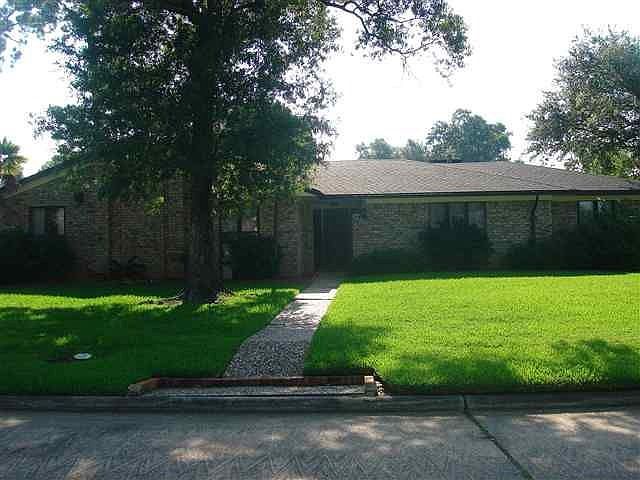 1st image of 1320 Fenwick Cir