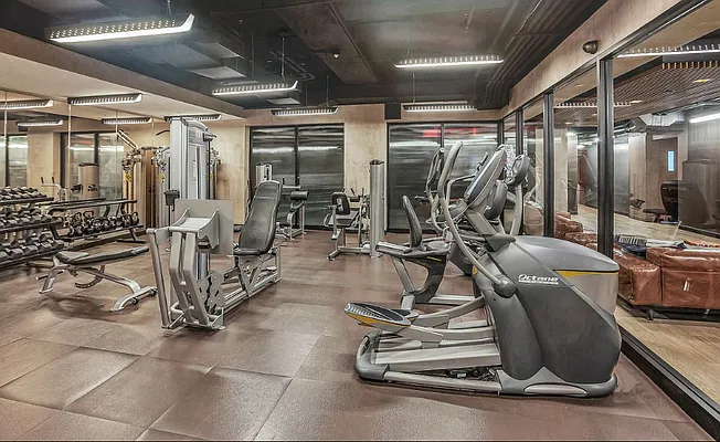 Rented by Corcoran | media 34