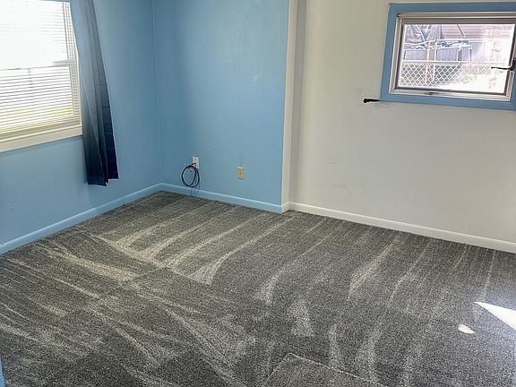 5th image of 320 4th St