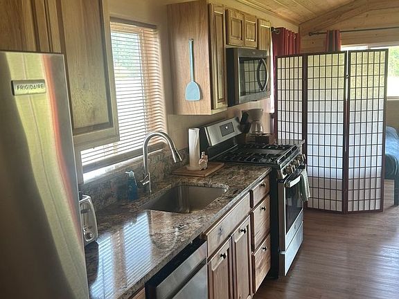 4th image of 218B Pheasant Rd