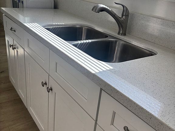 3rd image of 3881 Logan Ave