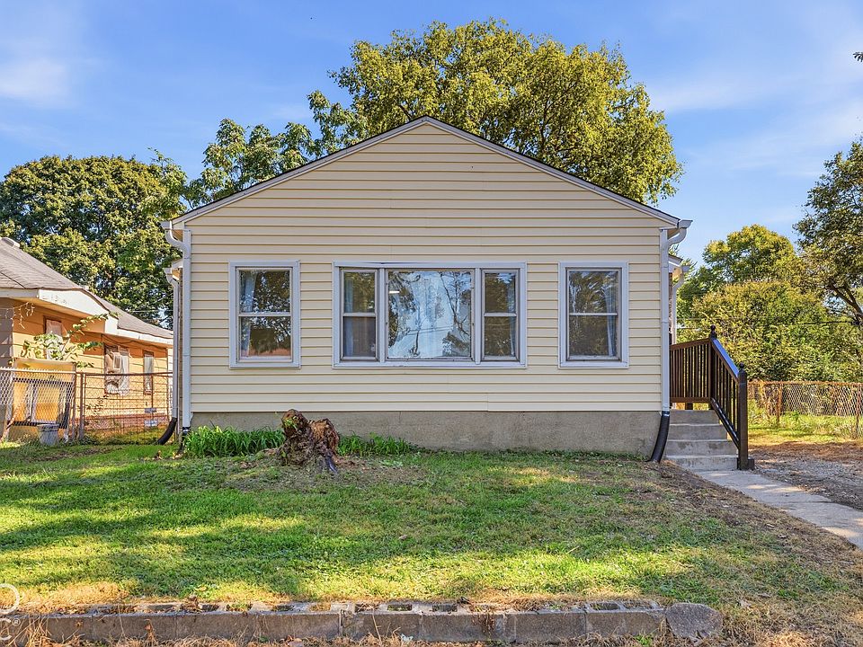 1st image of 3317 S Lyons Ave