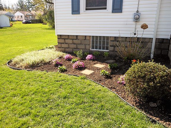 2nd image of 1270 Onondago Ave