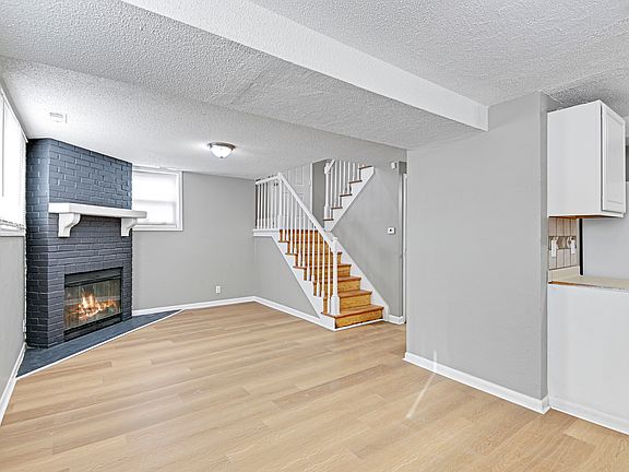 3rd image of 9613 Booth Ave
