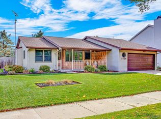 3729 S 11th St, Sheboygan, WI 53081