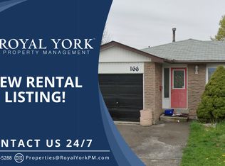 166 Harmony Rd S #2, Oshawa, ON L1H6T5