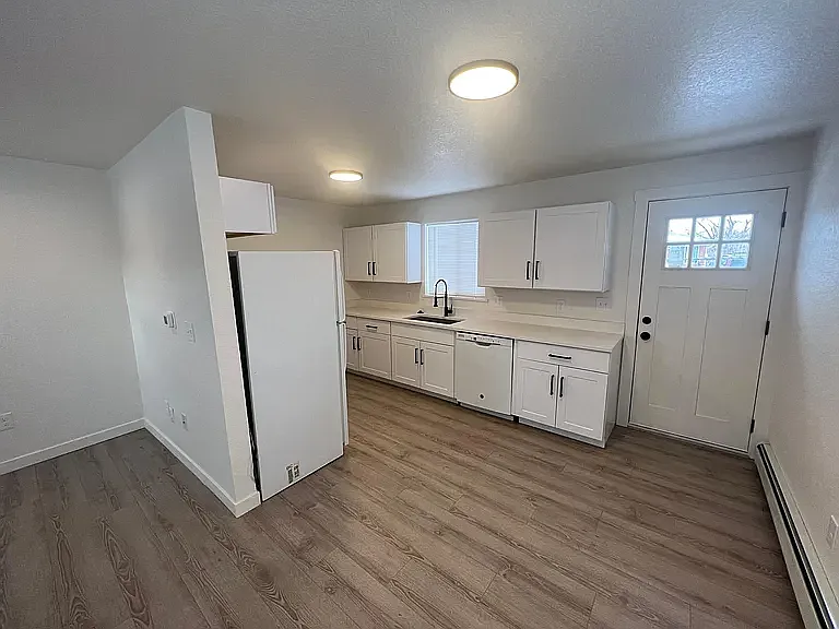 Building Photo - 4649 Otis St #4649