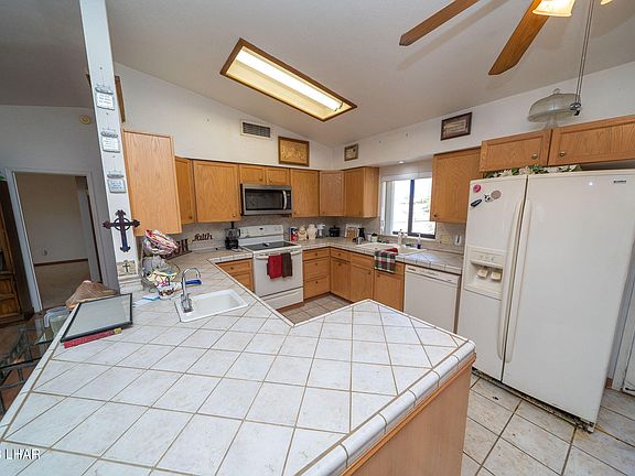 5th image of 2975 Bluewater Dr