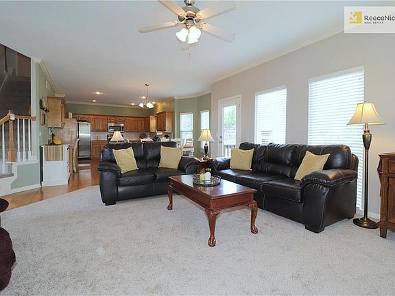 3rd image of 1169 Silverleaf Ln