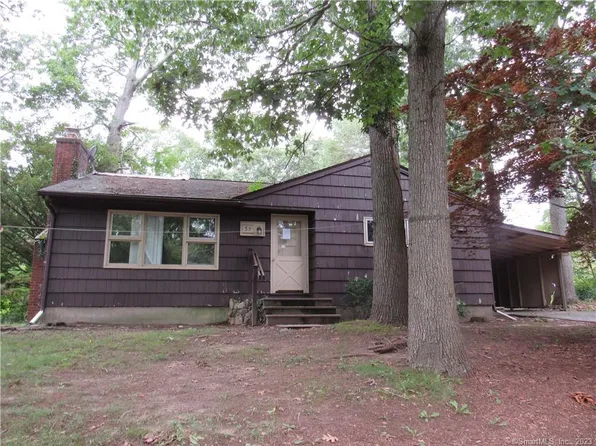 59 Woodland Drive East, Groton, CT 06340