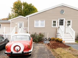 165 Lake Shore Dr, Weymouth, MA 02189