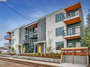 7017 NE Grand Ave #202, Portland, OR 97211