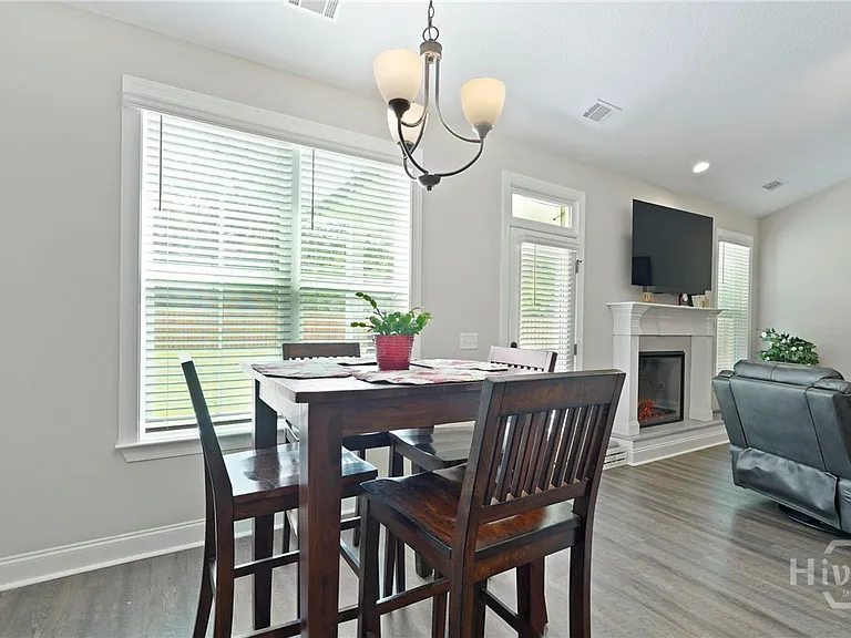 138 Sams Dr — Photo 11