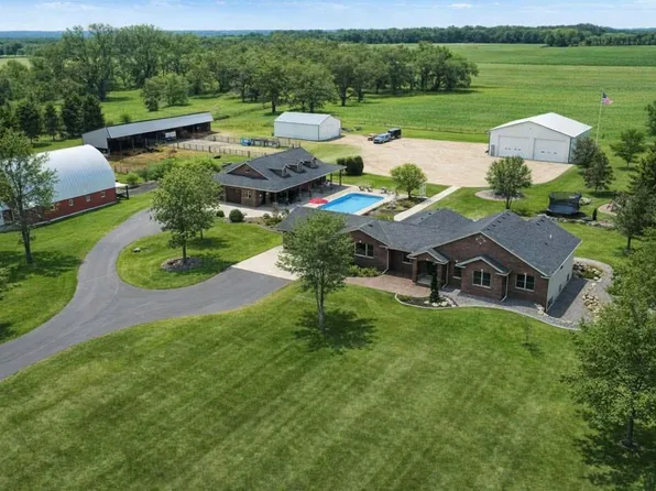 21356 Nicolai Ave, Hastings, MN 55033