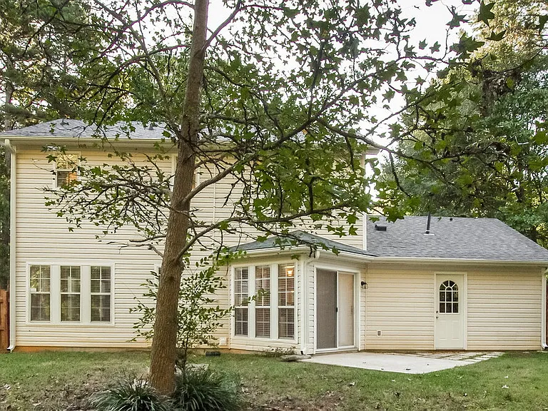 3033 Oakcroft Dr — Photo 17