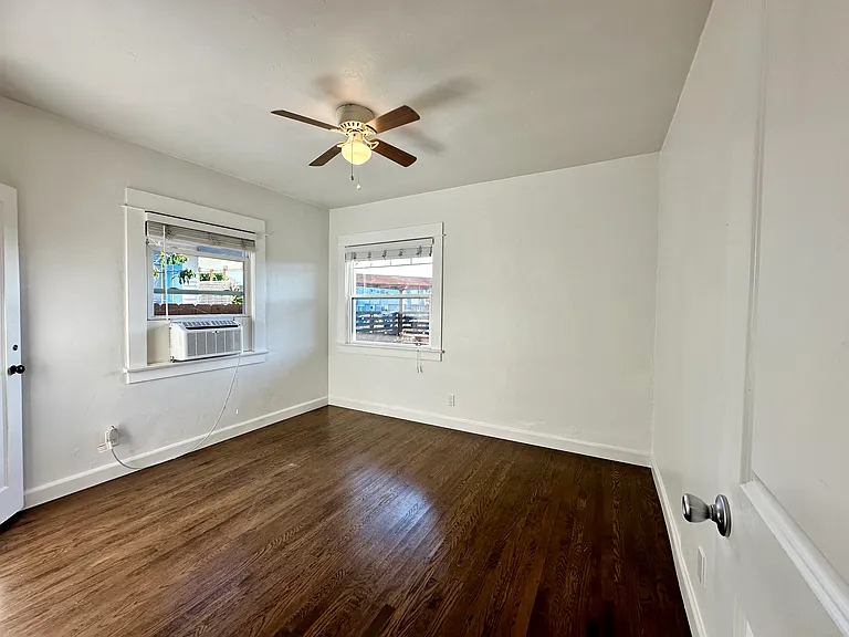 3861 42nd St — Photo 22