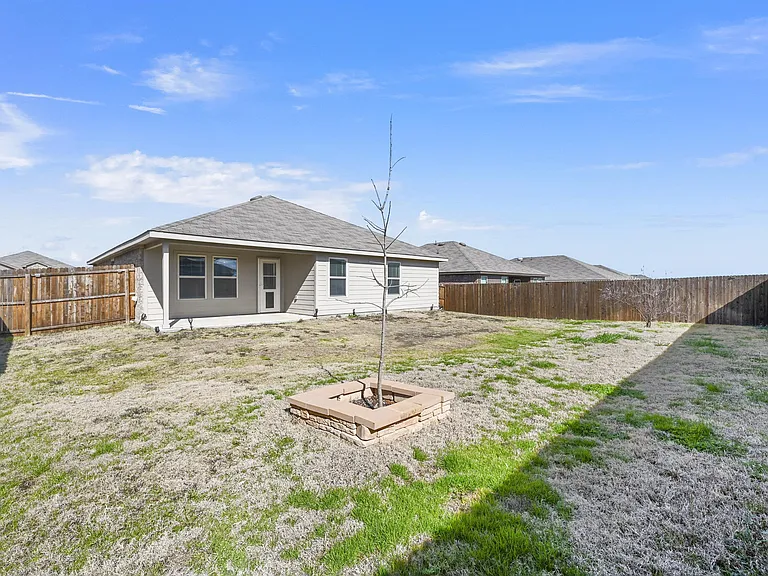 508 Windrow Dr — Photo 14