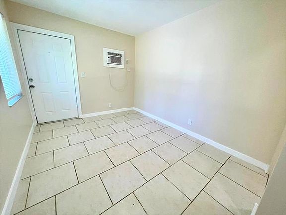 3rd image of 304 Lady Claire Fursman Ave
