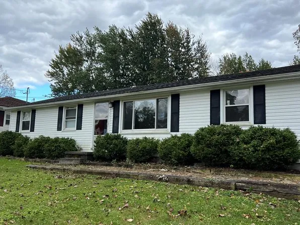 1023 Charles St, Galion, OH 44833