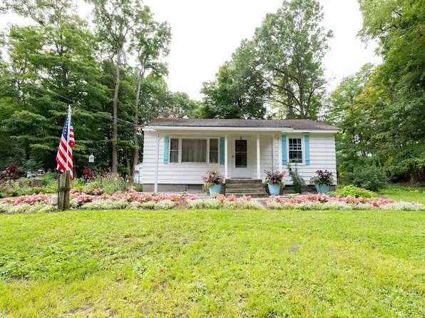 413 Kashong Rd, Geneva, NY 14456