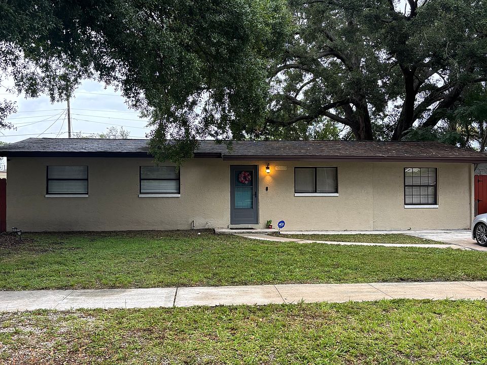 1st image of 2508 Hathaway Dr #B