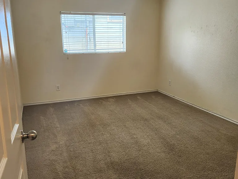 3414 Ironwood Fls — Photo 12