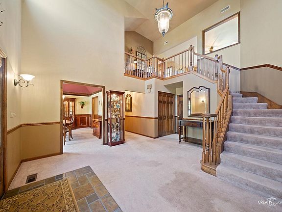 5th image of 6N312 Clydesdale Ct