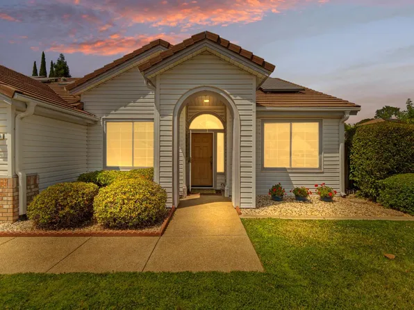 2905 Aquamarine Cir, Rescue, CA 95672