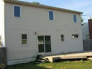 2nd image of 13081 Cunningham St
