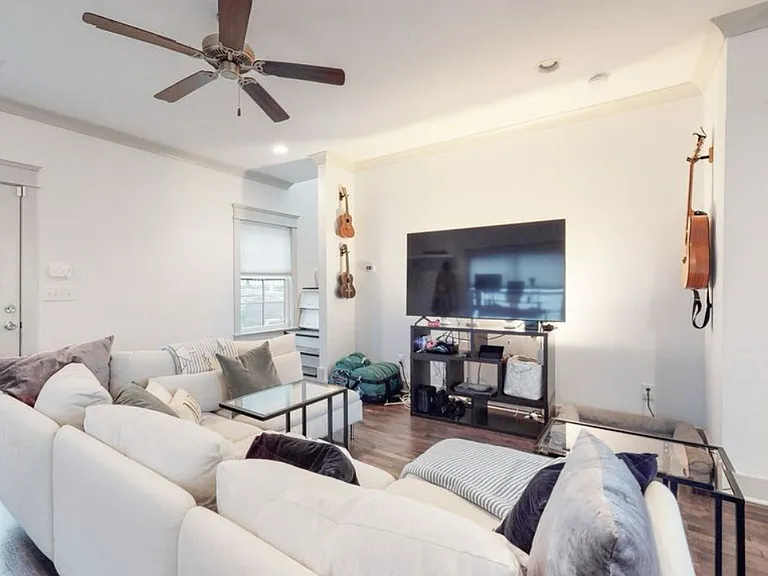 1205 Davidson St — Photo 4