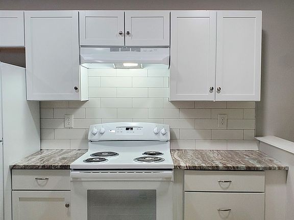 5th image of 27 Revelle St #B