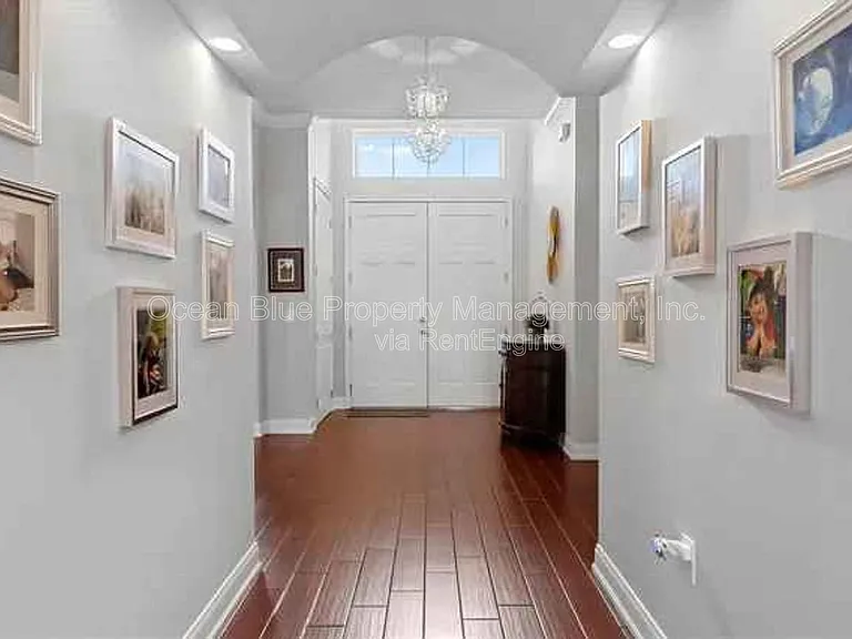 3923 W Bay Vista Ave — Photo 4