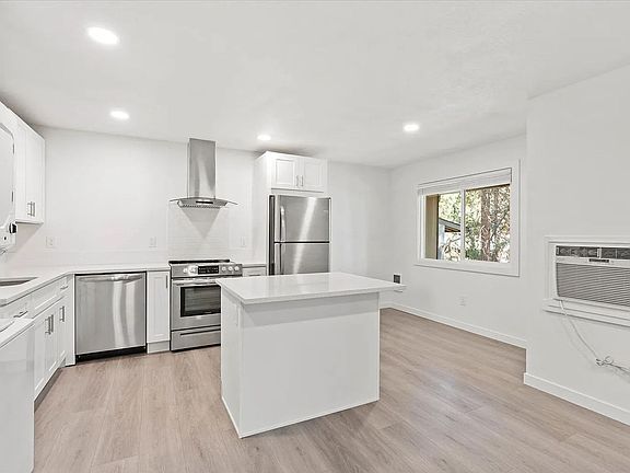 3rd image of 10211 E 14th Ave #D20