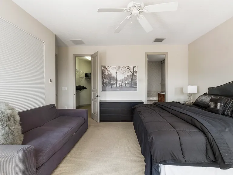 7926 Versilia Dr — Photo 38