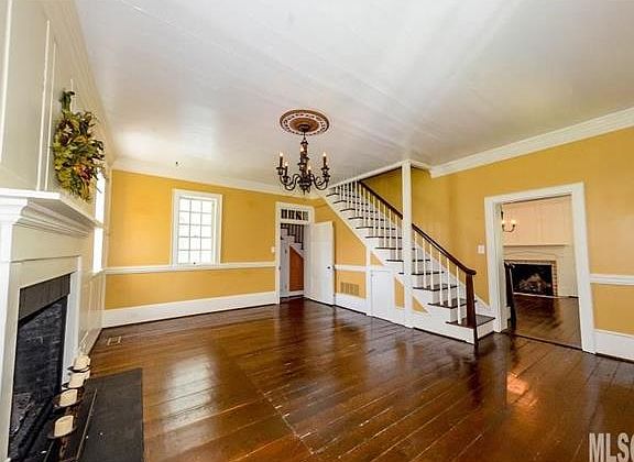 4th image of 2466 Thornfield Dr