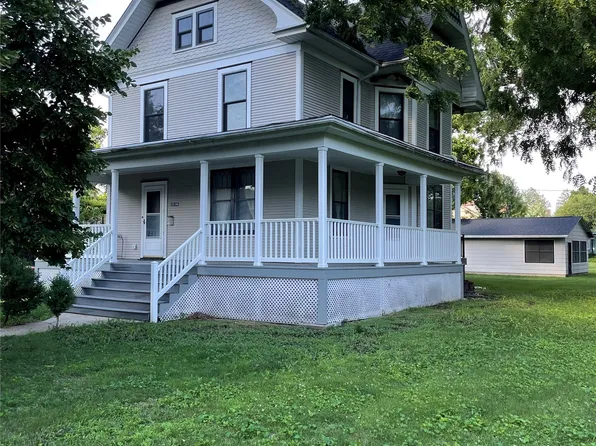 1324 Main St, Grinnell, IA 50112