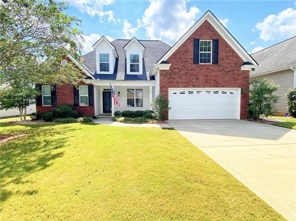 675 Millbrook Village Dr