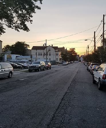 2nd image of 341 15th Ave