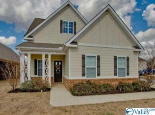 7018 Derby Dr, Owens Cross Roads, AL 35763