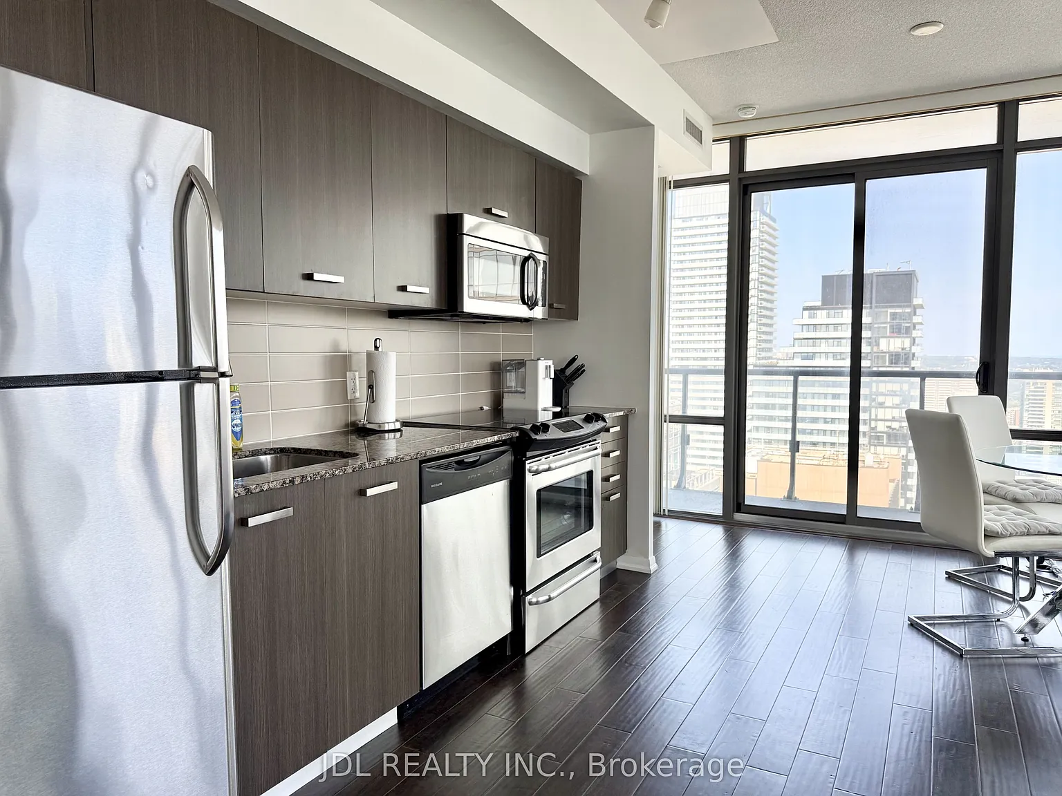 2 bed, $3,800 — Photo 2
