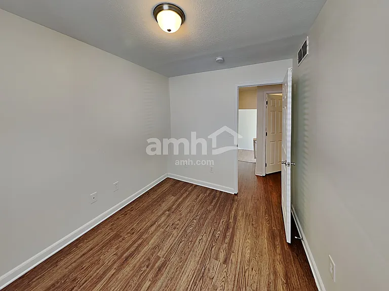 5545 Stevens Dr — Photo 20