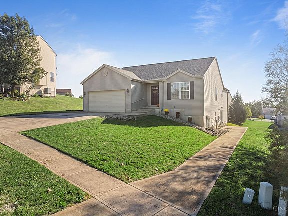 4th image of 220 Mollie Dr