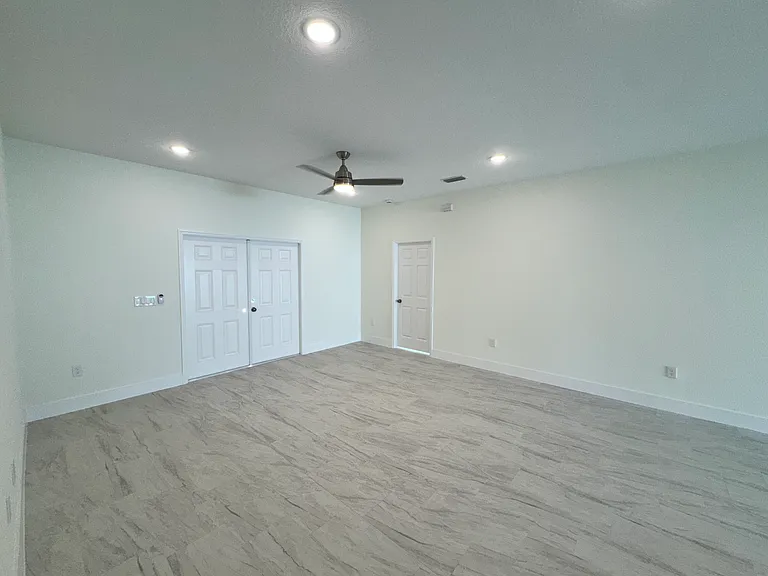 486 Big Sioux Ct — Photo 12