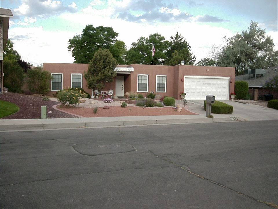 1st image of 9804 Lorelei Ln NE